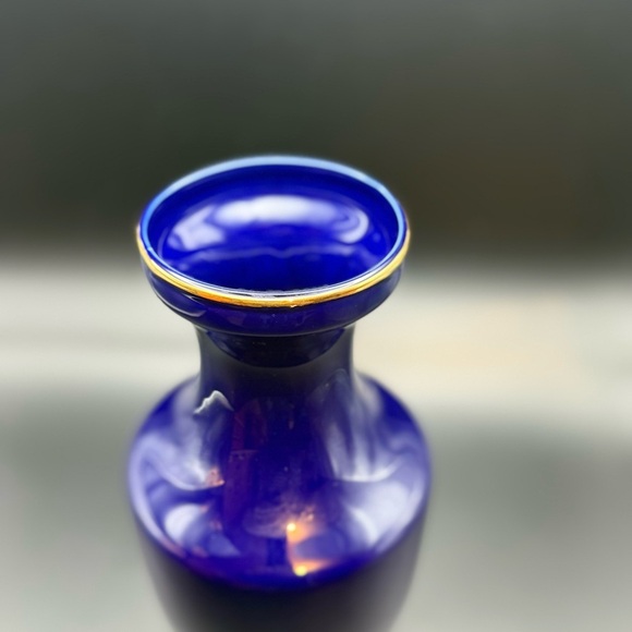 Vintage Cobalt Blue Asian Satsuma Style Vase Pheasants Gold Accents 10” Tall - Picture 5 of 7